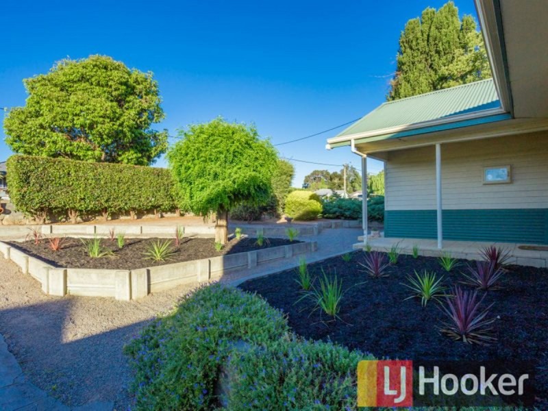 55 Deakin Street, Collie WA 6225
