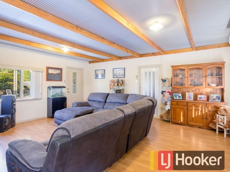55 Deakin Street, Collie WA 6225