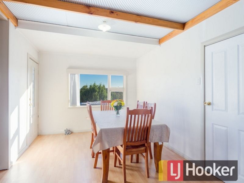 55 Deakin Street, Collie WA 6225