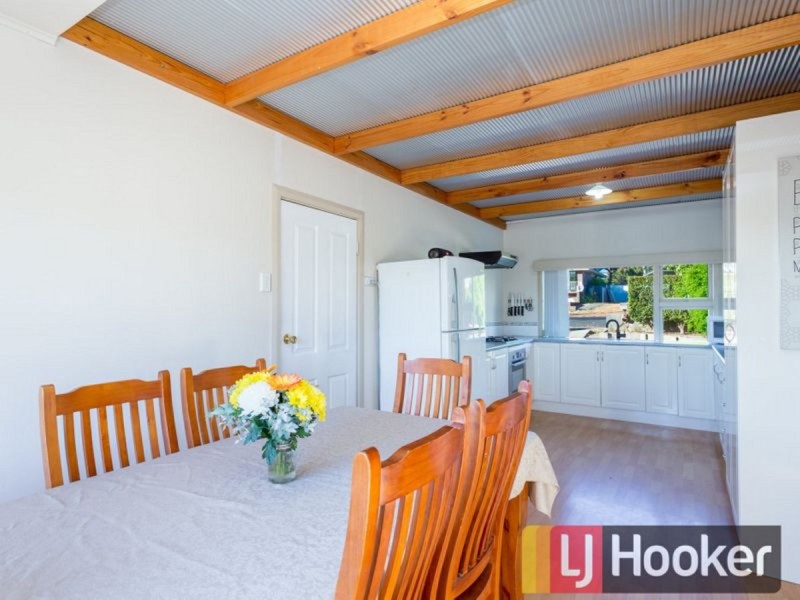 55 Deakin Street, Collie WA 6225
