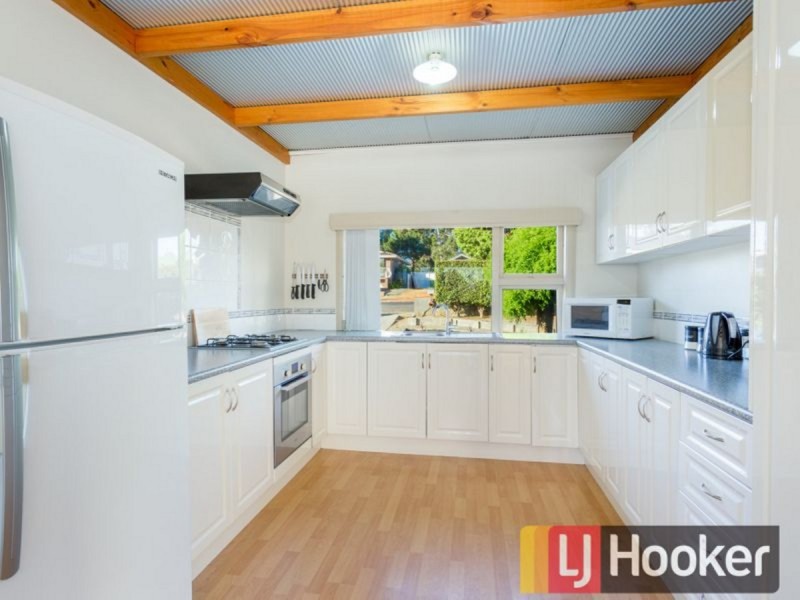 55 Deakin Street, Collie WA 6225