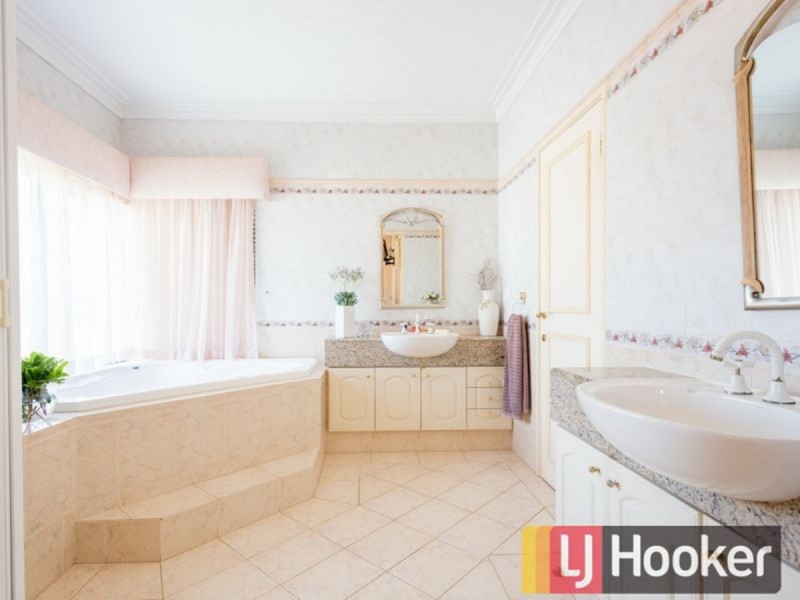 3 Sinclair Close, Bunbury WA 6230