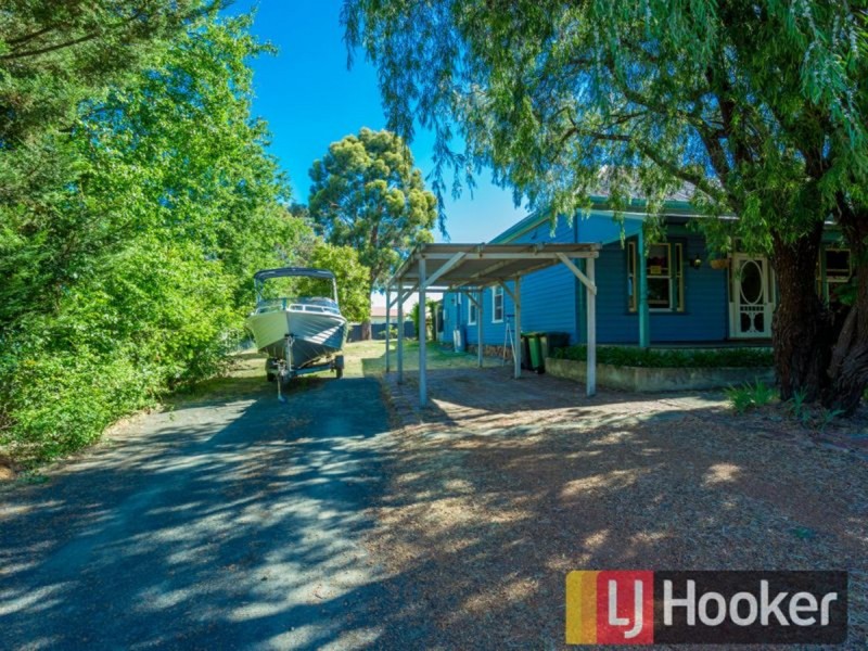 81 Venn Street, Collie WA 6225