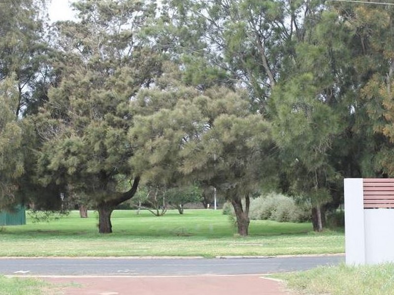 15/17 Hayward St, South Bunbury WA 6230