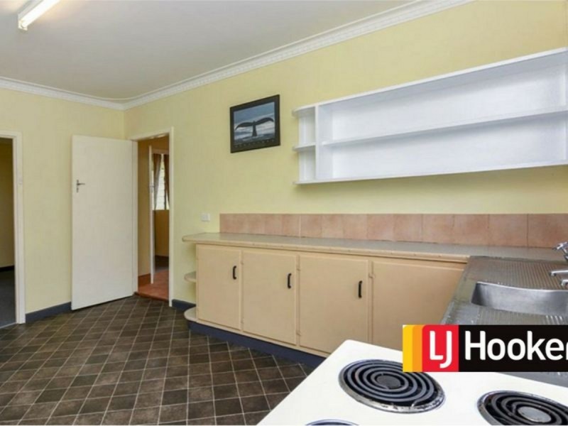 42 Bunbury Street, Collie WA 6225