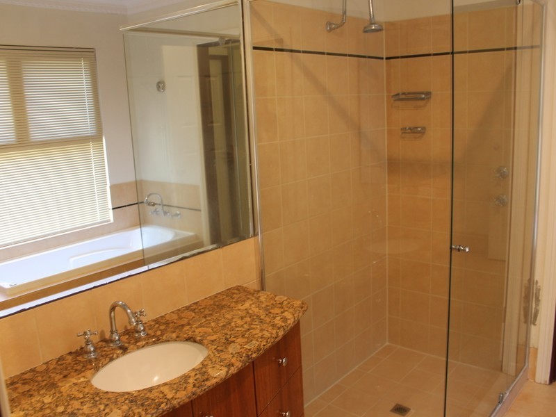 2 Buswell Street, East Bunbury WA 6230