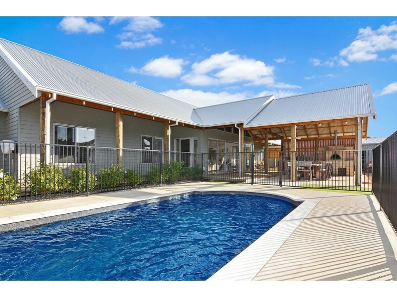 22 Ranson Drive, Roelands WA 6226