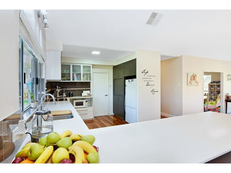 22 Ranson Drive, Roelands WA 6226