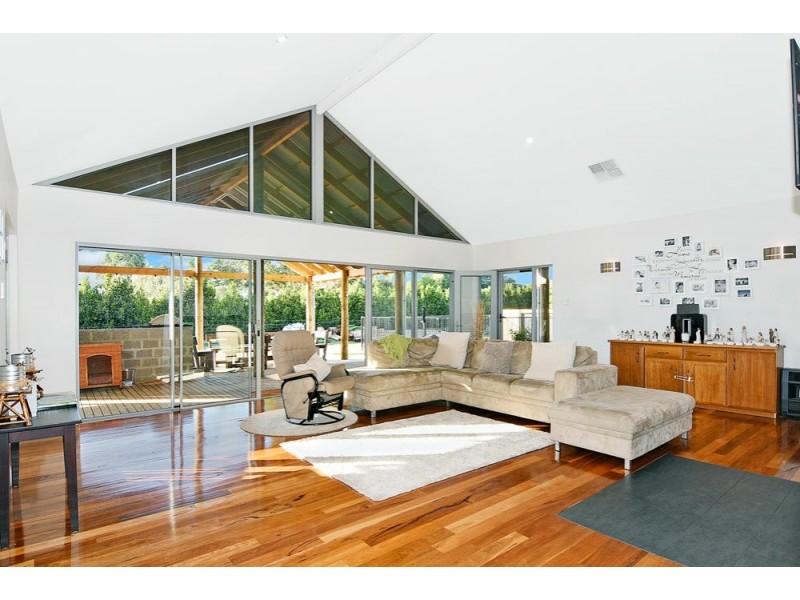 22 Ranson Drive, Roelands WA 6226