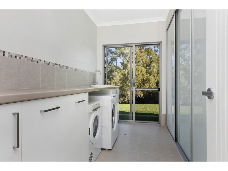 22 Ranson Drive, Roelands WA 6226