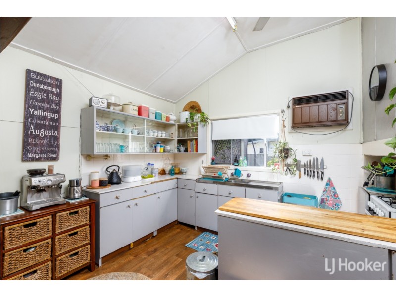 14 Jones Street, Collie WA 6225