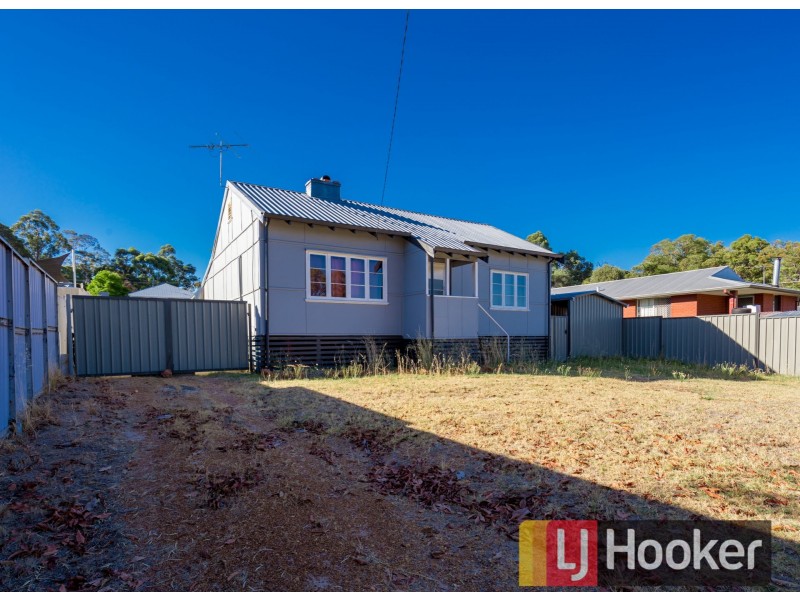 5 Moore Street, Collie WA 6225