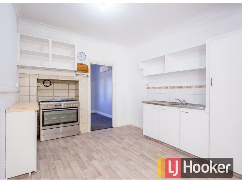 5 Moore Street, Collie WA 6225