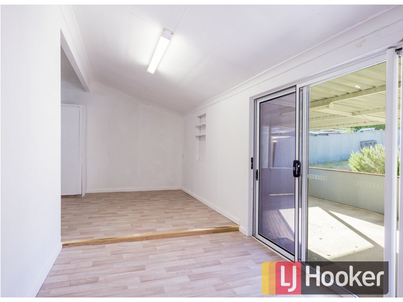 5 Moore Street, Collie WA 6225