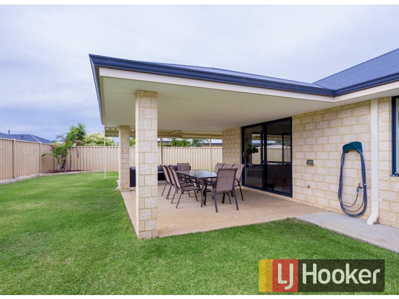 8 Apsley Circle, Millbridge WA 6232