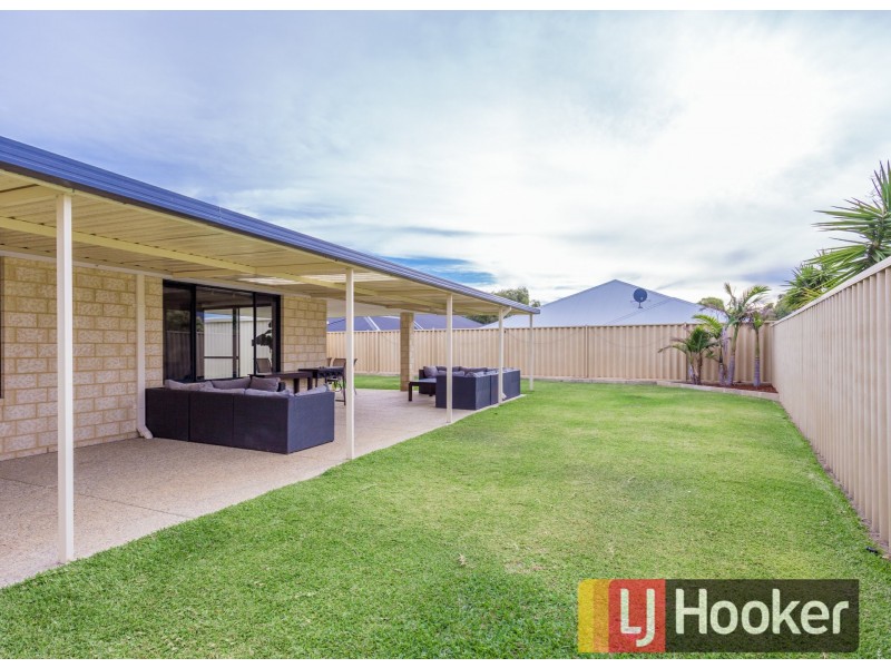 8 Apsley Circle, Millbridge WA 6232