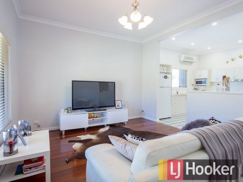 11 Ogden Street, Collie WA 6225