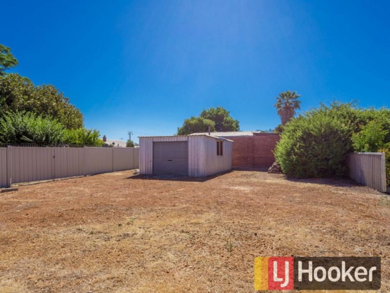 11 Ogden Street, Collie WA 6225
