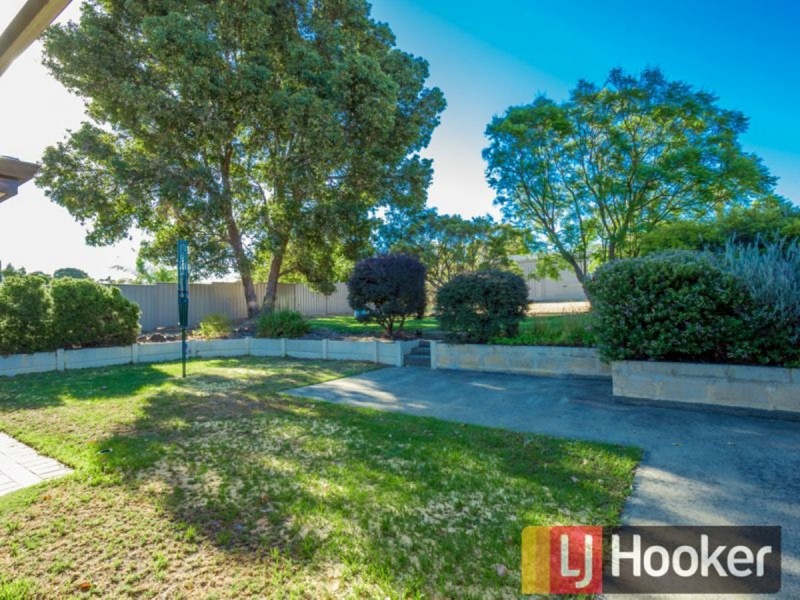 31 Simpson Street, Collie WA 6225