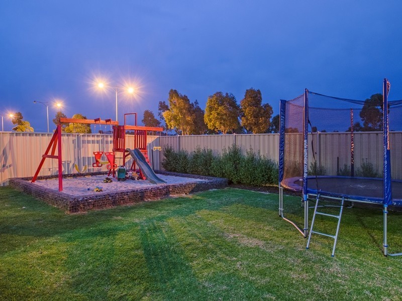 29B Cleveland Bay Avenue, Eaton WA 6232