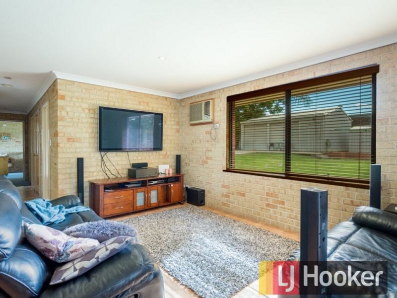 1B Robb Street, Collie WA 6225