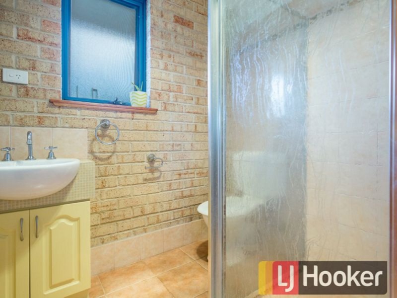 1B Robb Street, Collie WA 6225