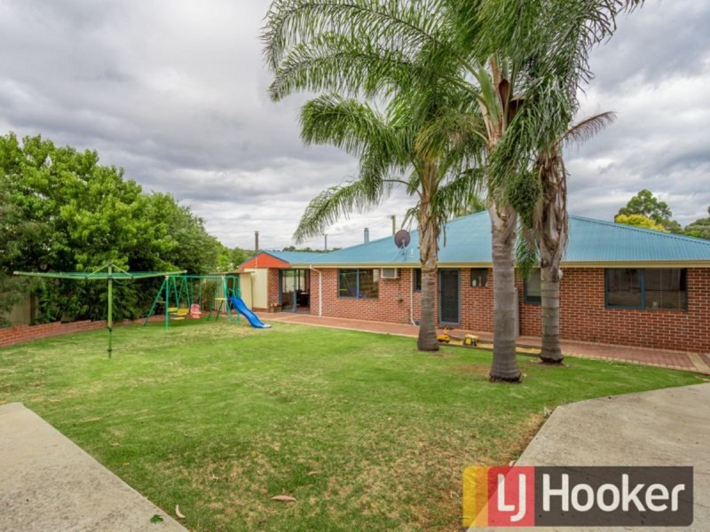 1B Robb Street, Collie WA 6225