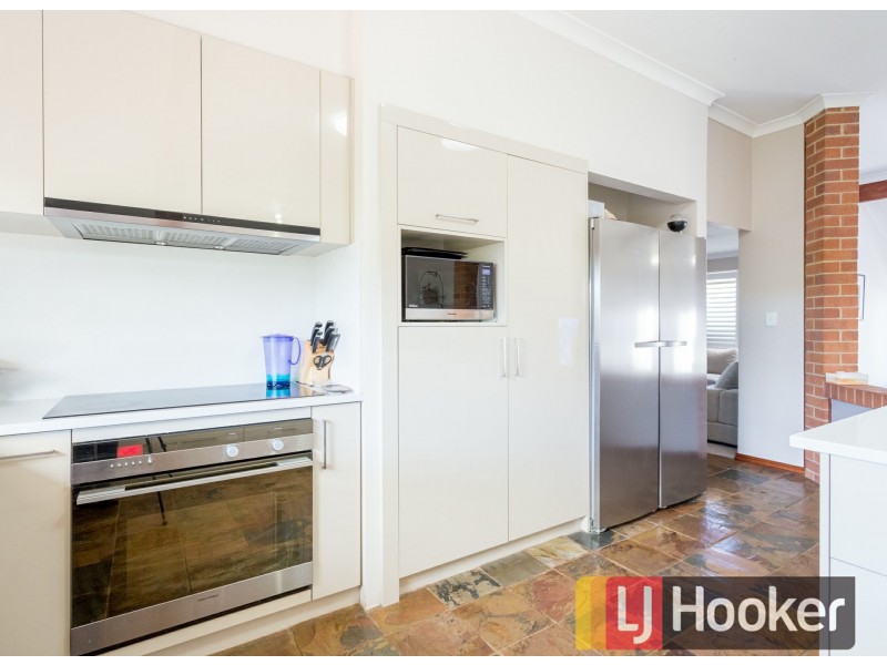 19 Gaudin Way, Australind WA 6233