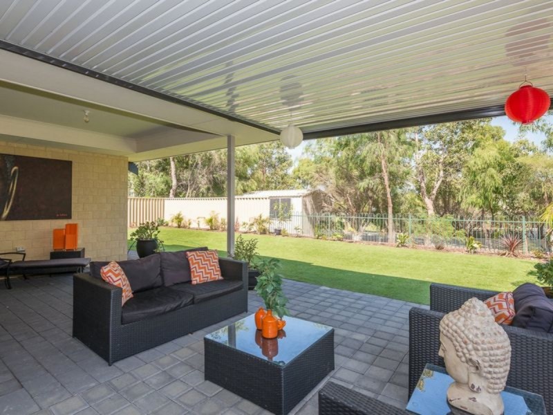 9 Swan Avenue, Millbridge WA 6232