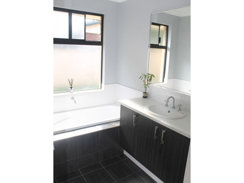 13 Beela Road, Brunswick WA 6224