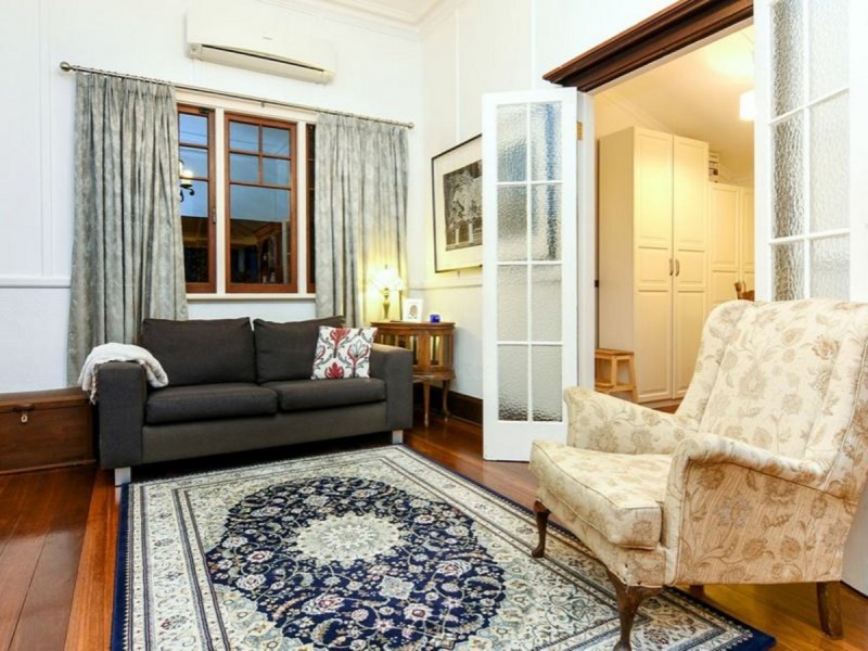 7 Tuart Street, Bunbury WA 6230