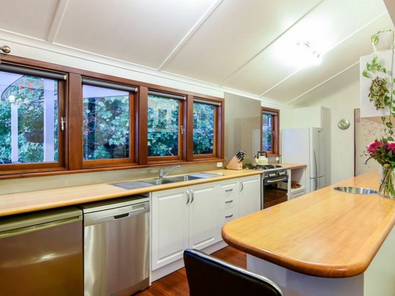 7 Tuart Street, Bunbury WA 6230