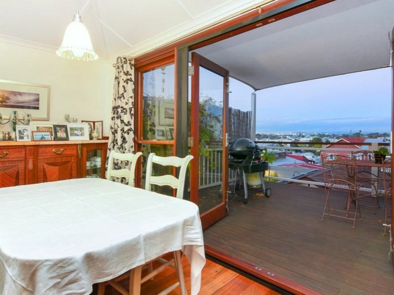 7 Tuart Street, Bunbury WA 6230