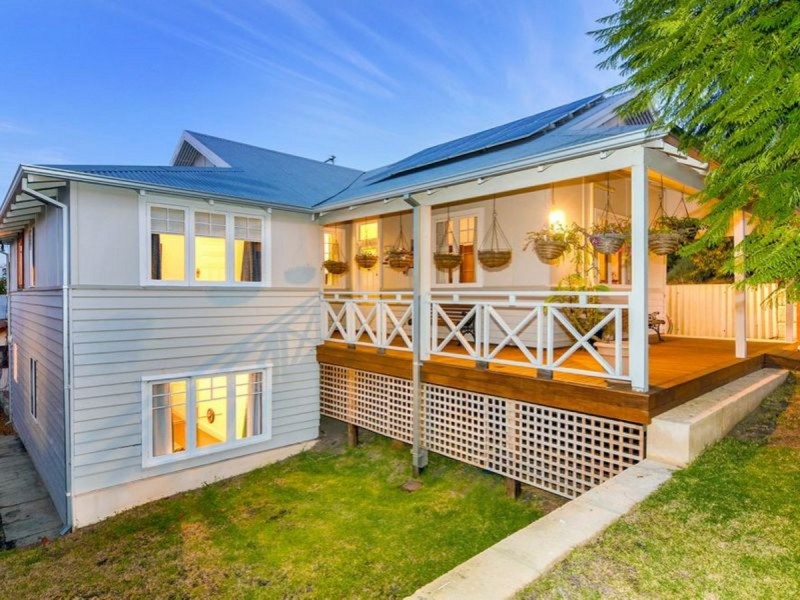 7 Tuart Street, Bunbury WA 6230