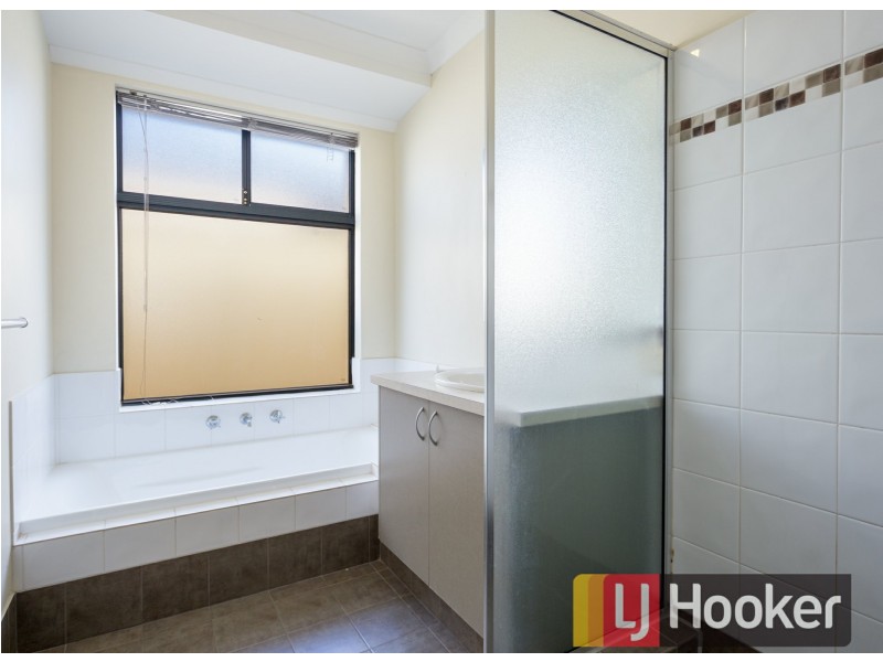 4 Breelya Entrance, Glen Iris WA 6230