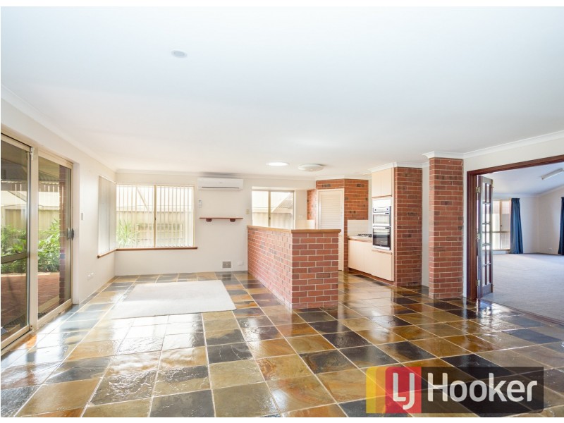 7 Carpenter Terrace, Australind WA 6233