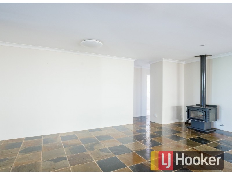 7 Carpenter Terrace, Australind WA 6233