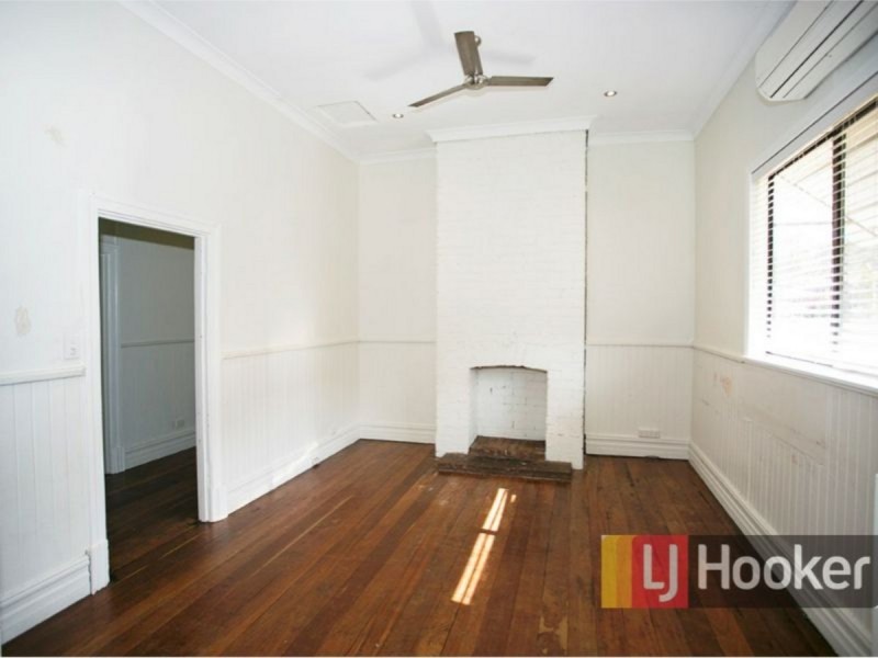 90 Ogden Street, Collie WA 6225