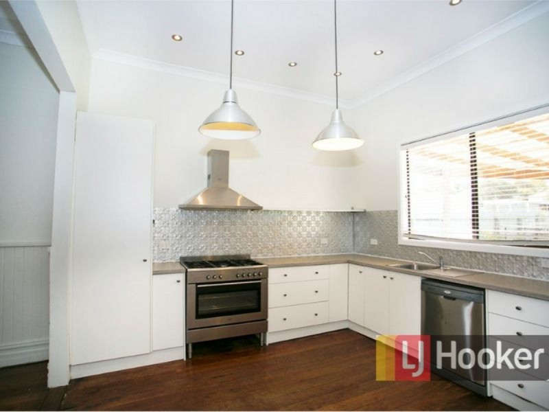 90 Ogden Street, Collie WA 6225