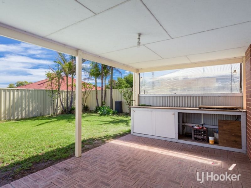 18 Snakewood Bend, Glen Iris WA 6230