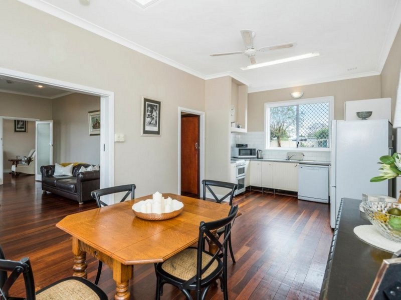 22 Carma Avenue, Collie WA 6225