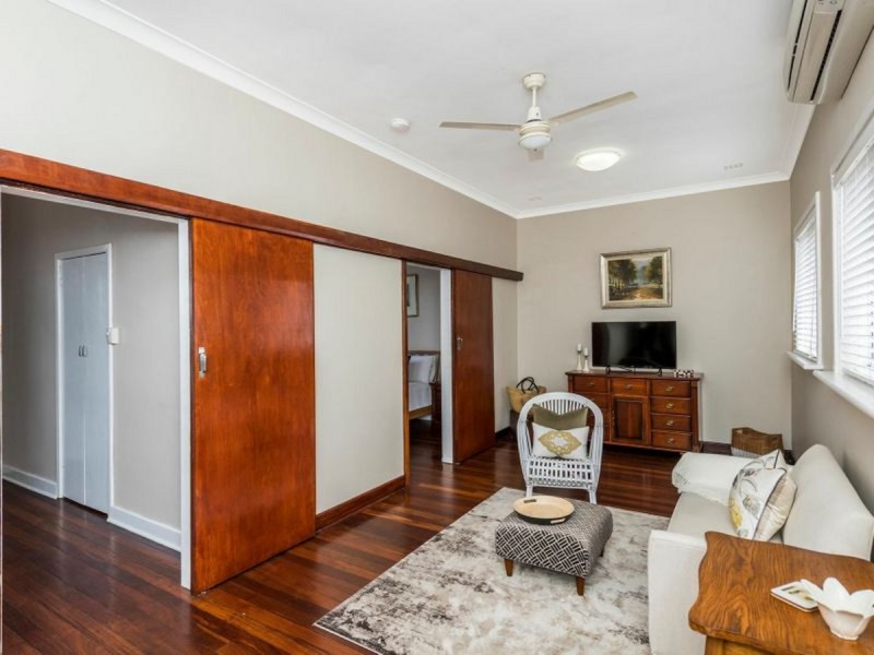 22 Carma Avenue, Collie WA 6225