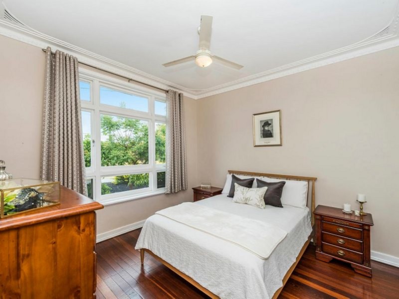 22 Carma Avenue, Collie WA 6225