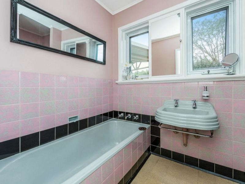 22 Carma Avenue, Collie WA 6225