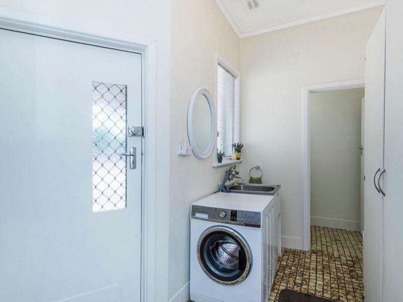 22 Carma Avenue, Collie WA 6225