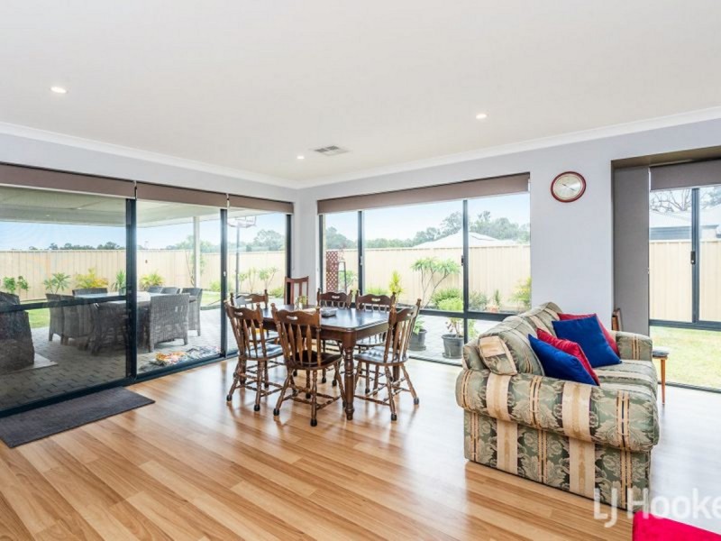 29 Barwon Way, Australind WA 6233