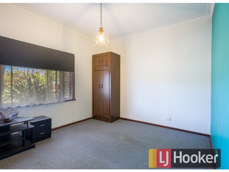 25 Deakin Street, Collie WA 6225