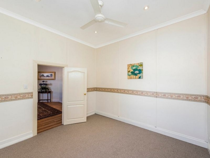 18 Forrest Street, Collie WA 6225