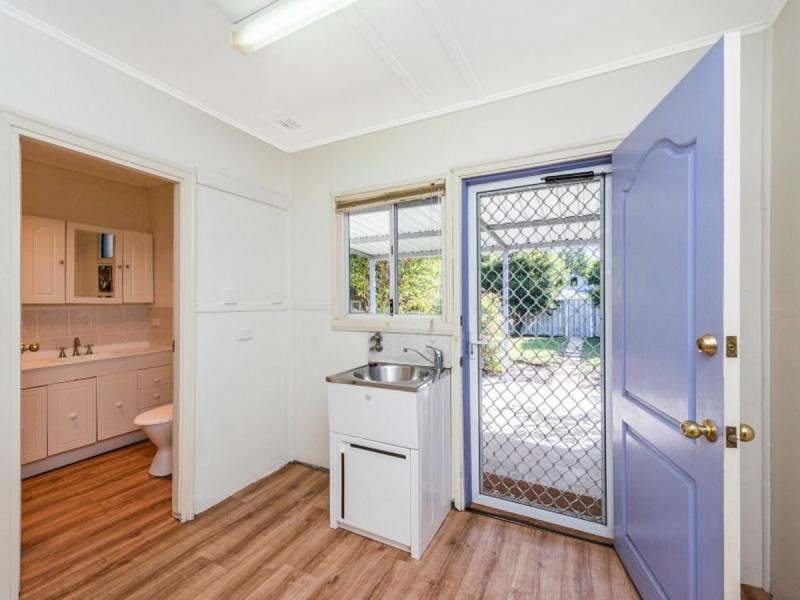 18 Forrest Street, Collie WA 6225