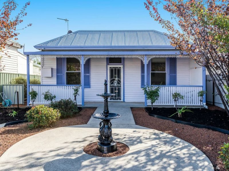 18 Forrest Street, Collie WA 6225